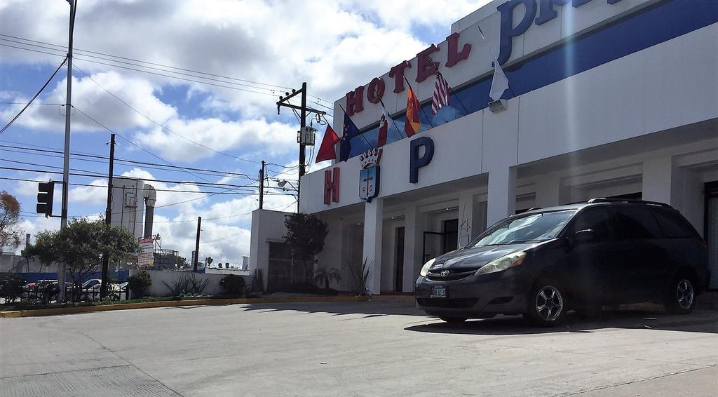Hotel Principado Tijuana Aeropuerto Kültér fotó